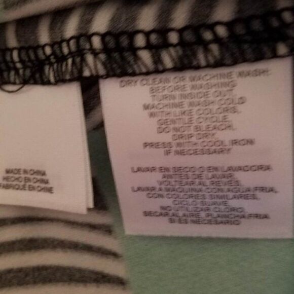 9 West Tropical Black/Green leaf V Neck Pop Over Dress Size 10 - Picture 2 of 8